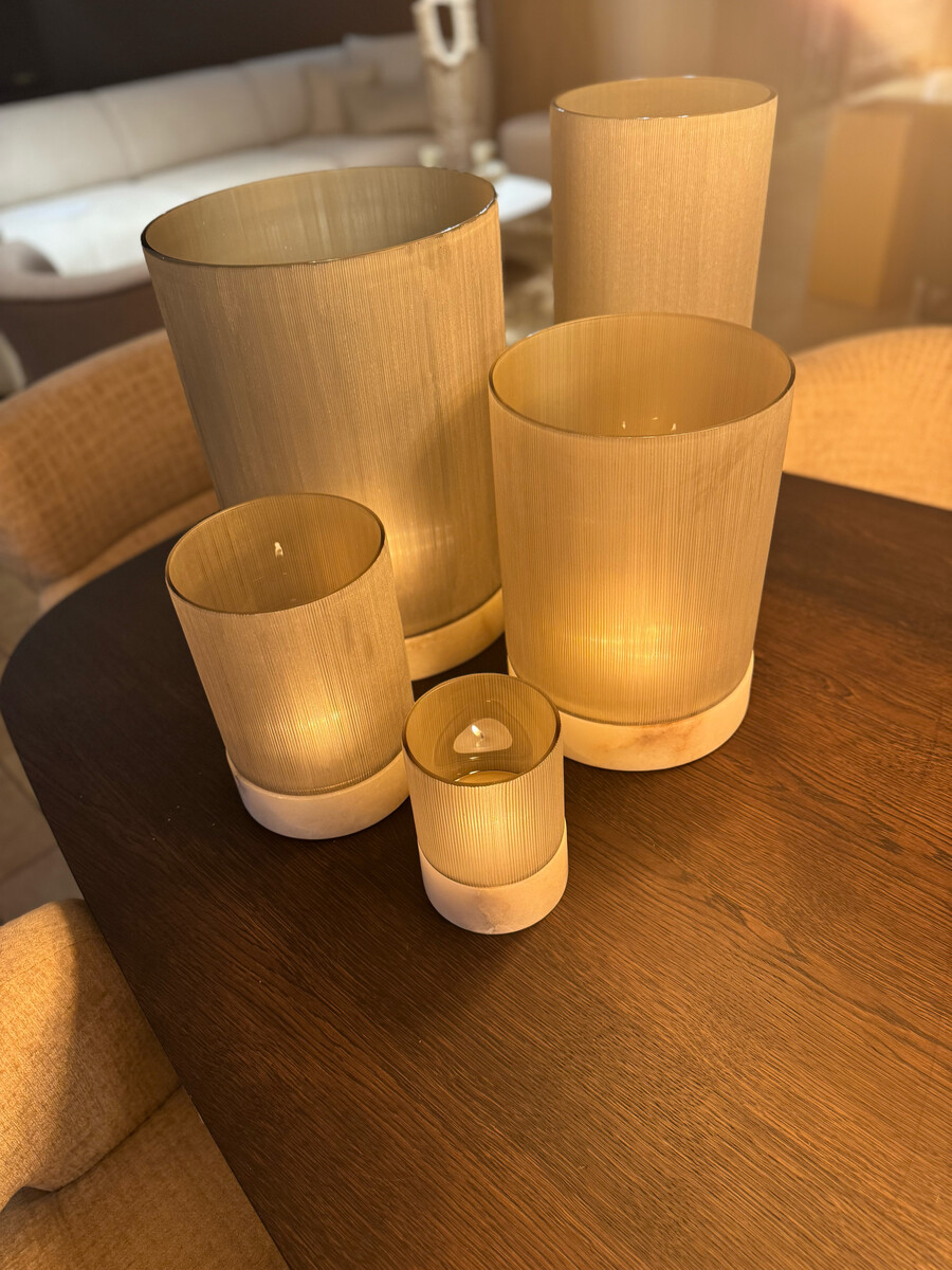 Hurricane ribbel glas en marmer voet