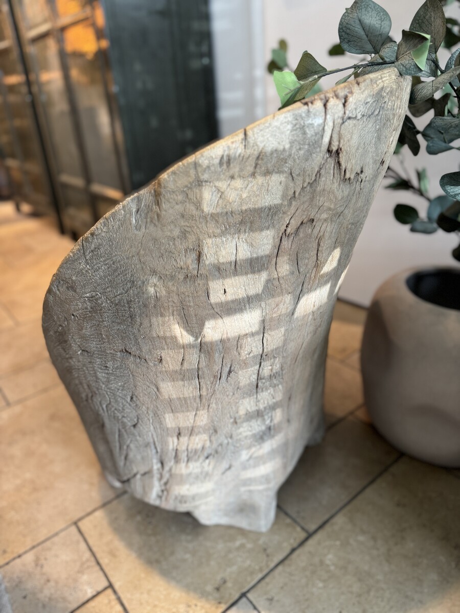 Mini Throne van massief iepenhout