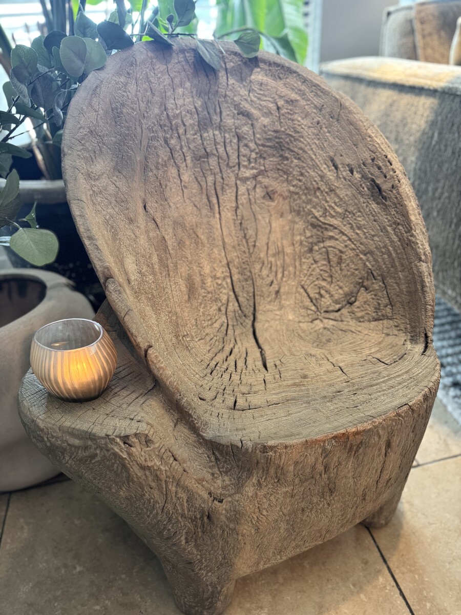 Mini Throne van massief iepenhout