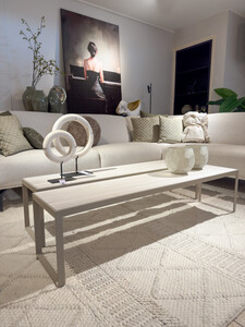Salontafel Bram natuursteen naturel met licht metalen onderstel