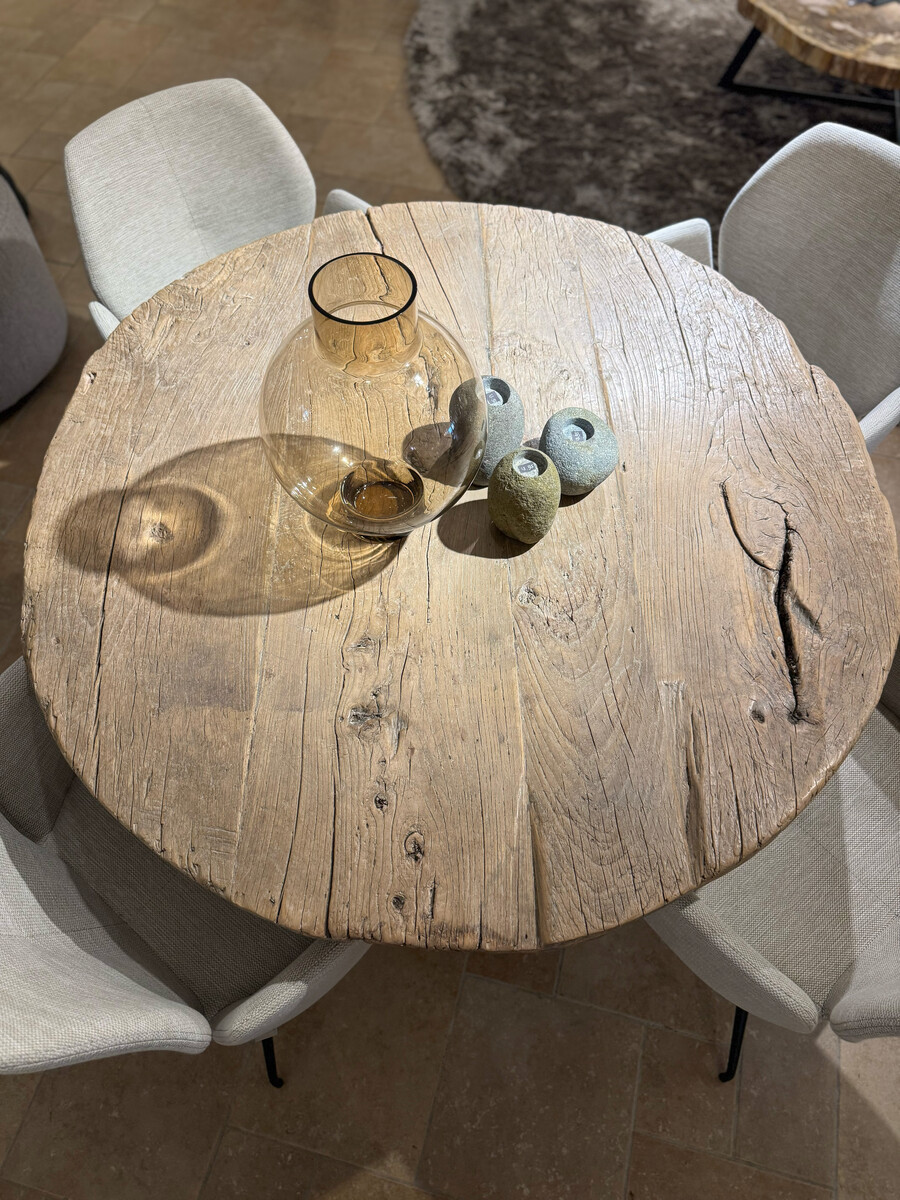 Ronde Tafel Van Massief Iepenhout