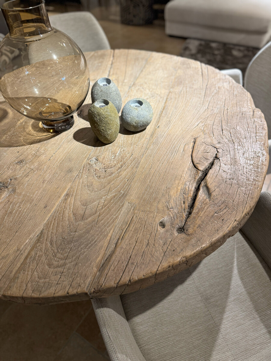 Ronde Tafel Van Massief Iepenhout