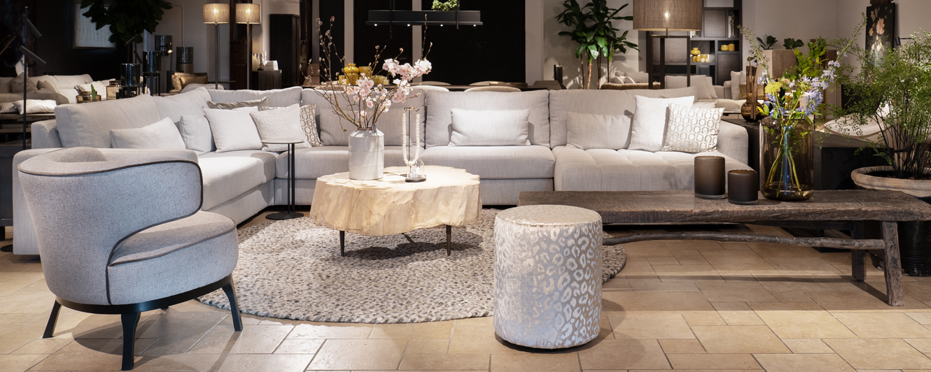 'T LOOIERSHUIS INTERIEURS APRIL