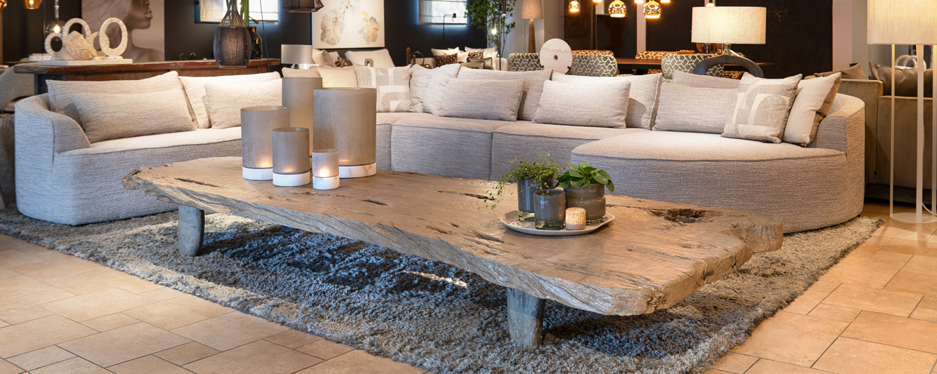 't LOOIERSHUIS INTERIEURS APRIL